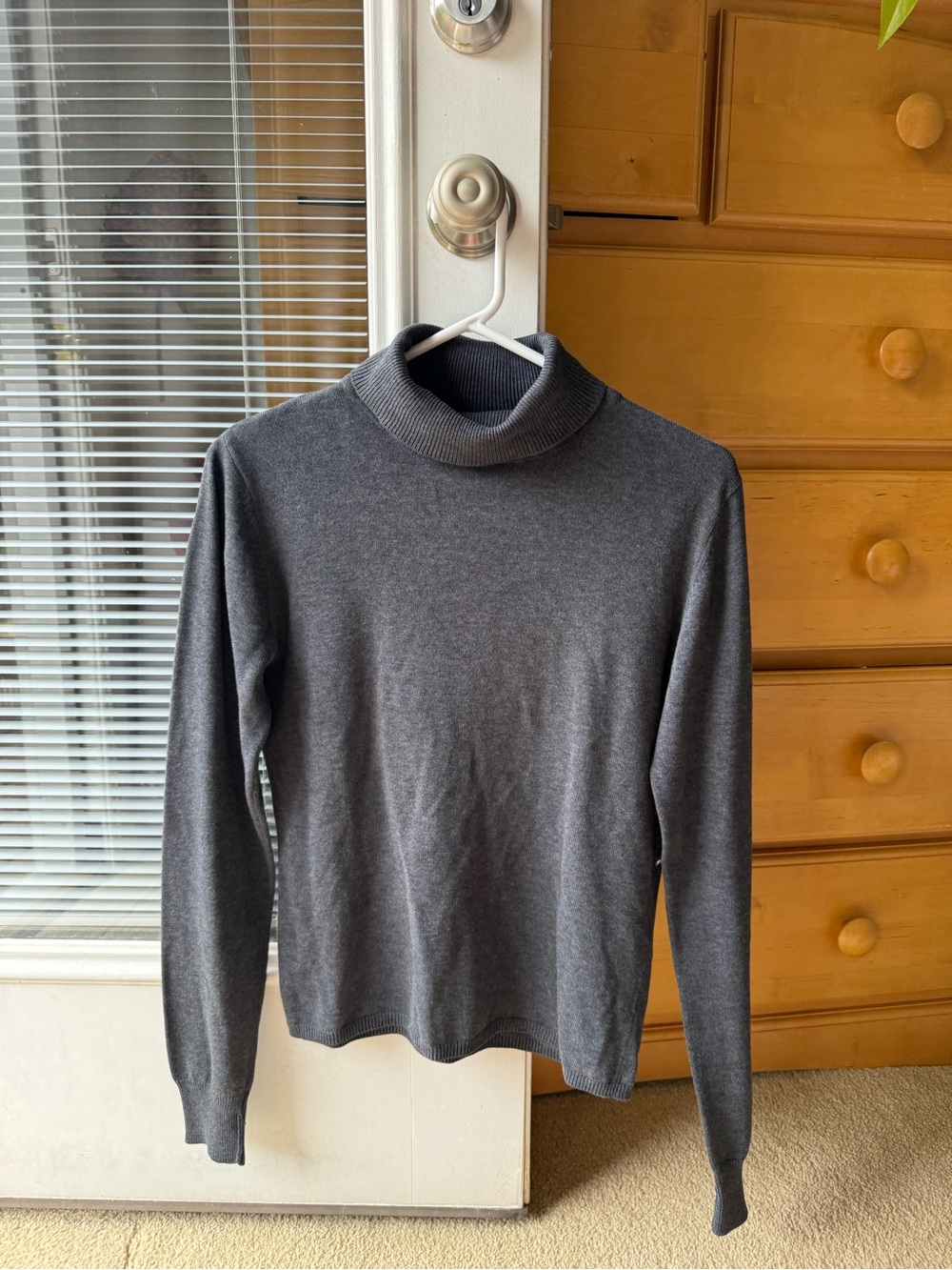 Tailor Vintage Charcoal Gray Turtleneck Sweater